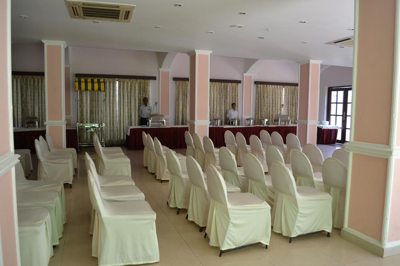 Hotel Ashish International Bhilai Dış mekan fotoğraf