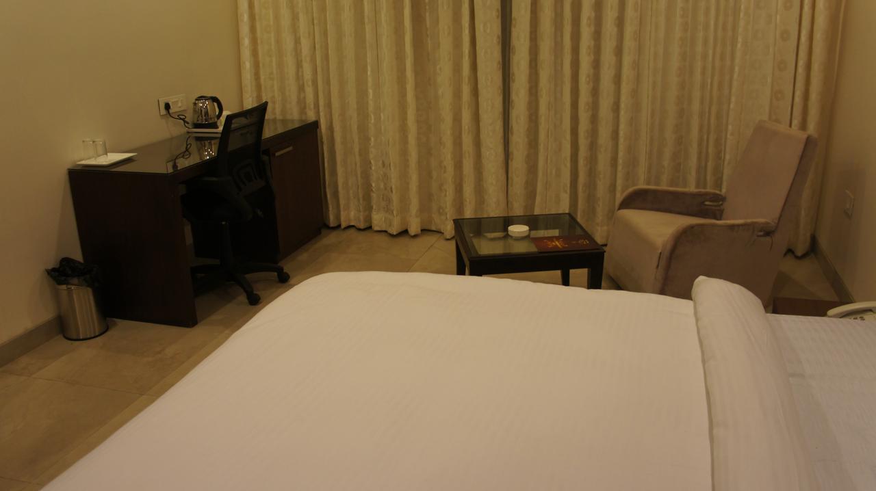 Hotel Ashish International Bhilai Dış mekan fotoğraf